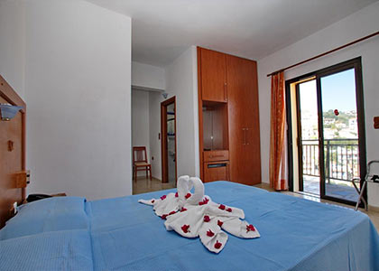 Denise Hotel